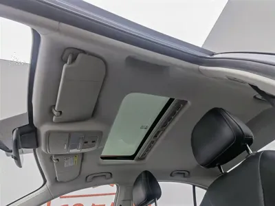 Roewe i5