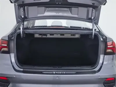 Roewe i5