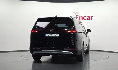 Kia Canival 2021, 109743 км, за 14983.72 USD