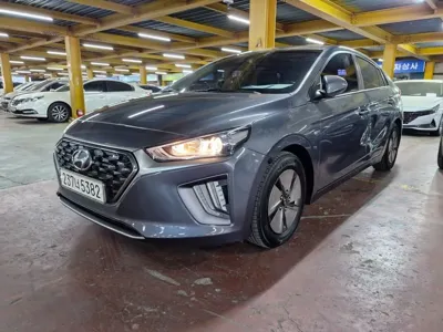 Hyundai Ioniq · 2020 год