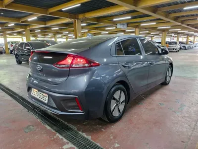 Hyundai Ioniq 2020, 33272 км, за 9904.19 USD
