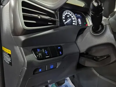Hyundai Ioniq 2020, 33272 км, за 9904.19 USD - фото 12