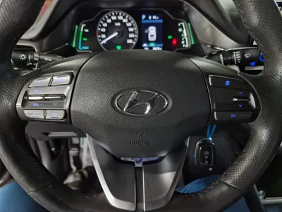 Hyundai Ioniq 2020, 33272 км, за 9904.19 USD - фото 13