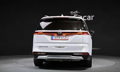 Kia Canival 2021, 139845 км, за 15725.14 USD