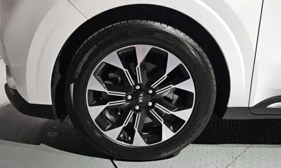 Kia Canival 2021, 139845 км, за 15725.14 USD
