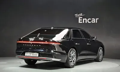 Hyundai Grandeur 2023, 62457 км, за 19161.09 USD