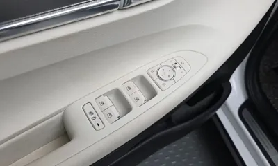 Hyundai Grandeur 2023, 77182 км, за 16195.15 USD - фото 29