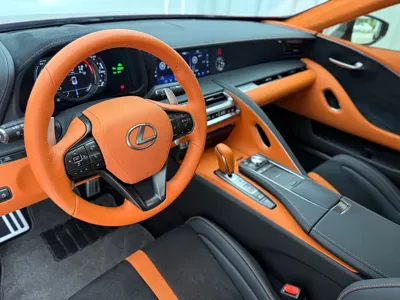 Lexus LC 2022, 33000 км, за 138137.4 USD