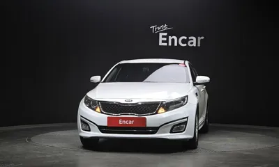 Kia K5 2015, 123038 км, за 4680.49 USD