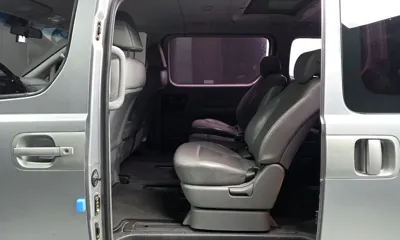 Hyundai Starex 2016, 91163 км, за 6641.92 USD - фото 11