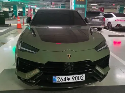 Lamborghini Urus 2024, 10200 км, за 269489.3 USD