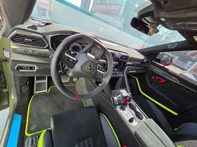 Lamborghini Urus 2024, 10200 км, за 269489.3 USD - фото 8