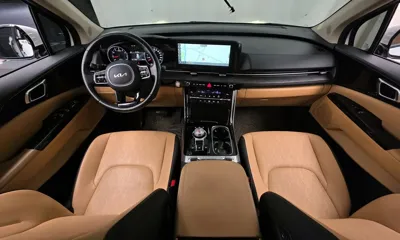 Kia Canival 2023, 29872 км, за 18169.8 USD - фото 7