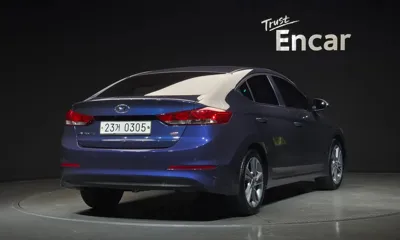 Hyundai Avante 2017, 179740 км, за 4463.7 USD