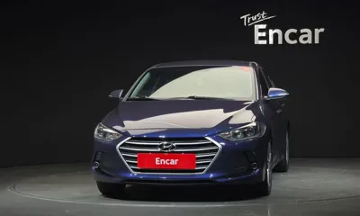 Hyundai Avante 2017, 179740 км, за 4463.7 USD
