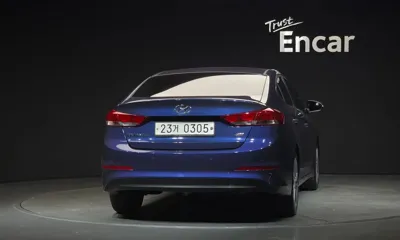 Hyundai Avante 2017, 179740 км, за 4463.7 USD