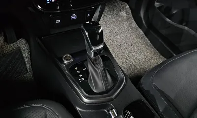 KG_Mobility_Ssangyong TIBOLI 2022, 29843 км, за 10749.19 USD - фото 9