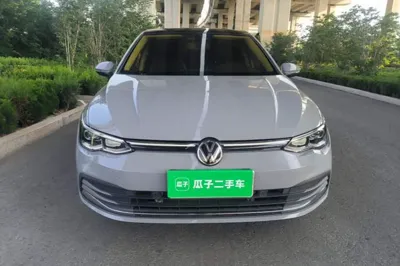 Volkswagen Golf 2021, 48400 км, за 13273 USD