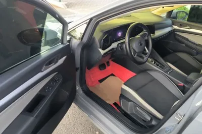Volkswagen Golf 2021, 48400 км, за 13273 USD - фото 23