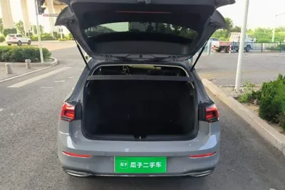Volkswagen Golf 2021, 48400 км, за 13273 USD - фото 27