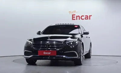 Mercedes-Benz E-Class 2023, 60585 км, за 29005.61 USD