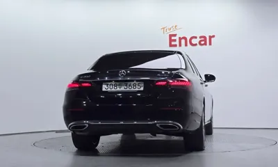 Mercedes-Benz E-Class 2023, 60585 км, за 29005.61 USD
