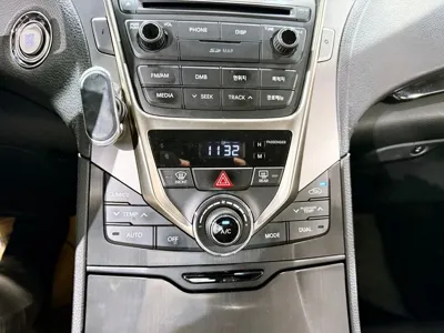 Hyundai Grandeur 2014, 193262 км, за 2560.06 USD - фото 10