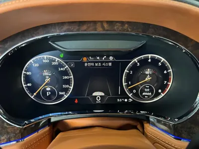 Bentley Continental 2021, 49000 км, за 131219.64 USD - фото 7