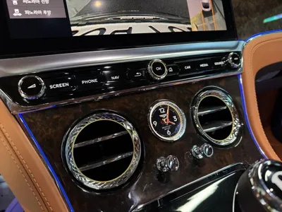 Bentley Continental 2021, 49000 км, за 131219.64 USD - фото 9