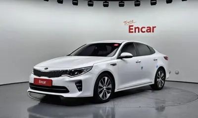 Kia K5 · 2017 год