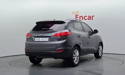 Hyundai Tucson 2011, 87220 км, за 3640.38 USD