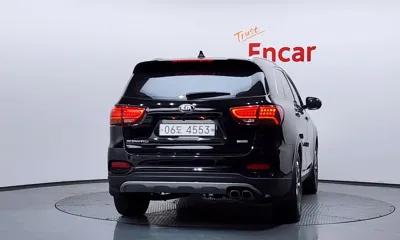 Kia Sorento 2018, 147655 км, за 10271.07 USD