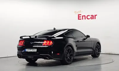 Ford Mustang 2023, 19722 км, за 23727.48 USD