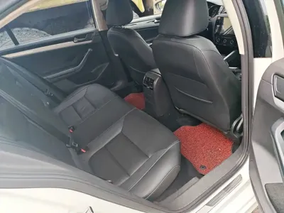 Volkswagen Sagitar 2015, 96199 км, за 3707.99 USD - фото 8