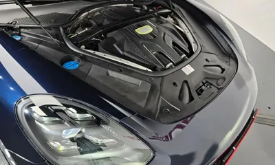 Porsche Panamera 2018, 115557 км, за 43681.01 USD - фото 6