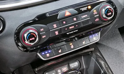 Kia Sorento 2017, 50726 км, за 10742.26 USD - фото 29