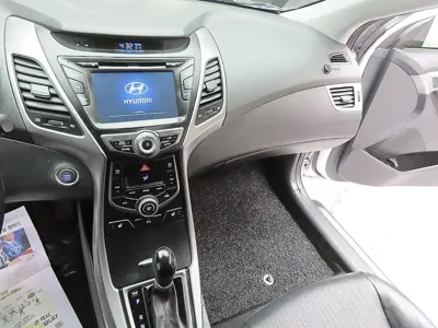 Hyundai Avante 2016, 96620 км, за 4420.46 USD - фото 7
