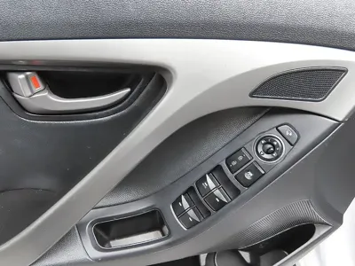Hyundai Avante 2016, 96620 км, за 4420.46 USD - фото 13