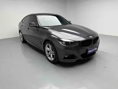 BMW 3 Series GT 2021, 64200 км, за 16216.75 USD - фото 18