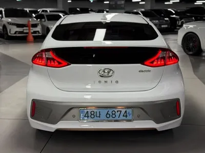 Hyundai Ioniq 2018, 316262 км, за 4522.78 USD