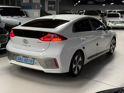 Hyundai Ioniq 2018, 316262 км, за 4522.78 USD