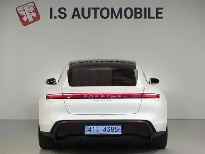 Porsche Taycan 2024, 25600 км, за 84022.58 USD
