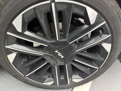 Kia K8 2025, 5520 км, за 27558.54 USD