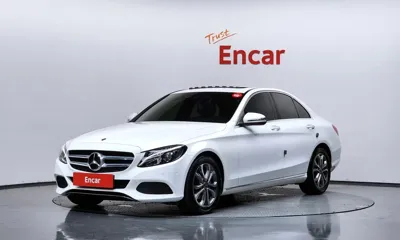 Mercedes-Benz C-Class · 2018 год