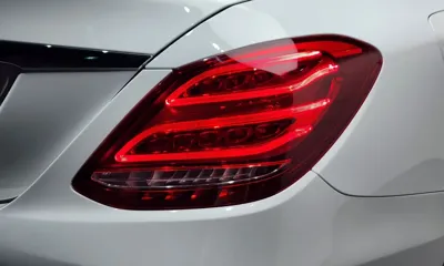 Mercedes-Benz C-Class 2018, 53074 км, за 10906.94 USD - фото 23