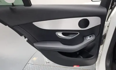 Mercedes-Benz C-Class 2018, 53074 км, за 10906.94 USD - фото 25