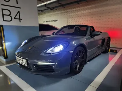 Porsche 718 2017, 43249 км, за 32308.38 USD