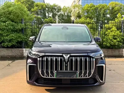 Voyah Dreamer 2023, 40000 км, за 28810.36 USD