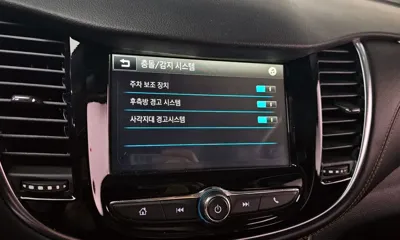 ChevroletGMDaewoo Trax 2019, 43668 км, за 6808.57 USD - фото 17