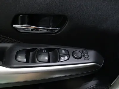 Nissan Kicks 2020, 23000 км, за 6167.97 USD - фото 16